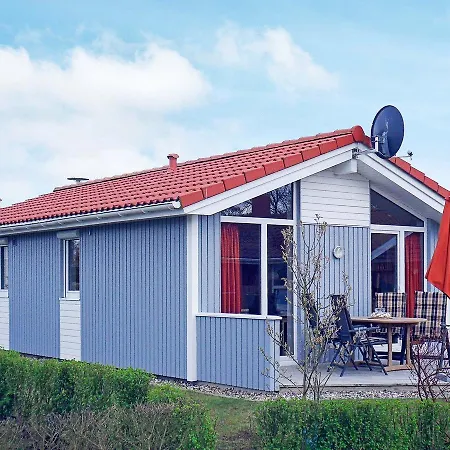 Holiday home 4 Person In Groemitz
